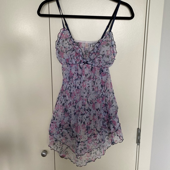 Chiffon nightgown - Picture 1 of 1